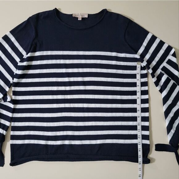 Philosophy Women's Nautical Navy Striped Lightweight Sweater - Picture 8 of 13